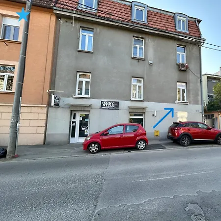 Silver Star With Parking *
